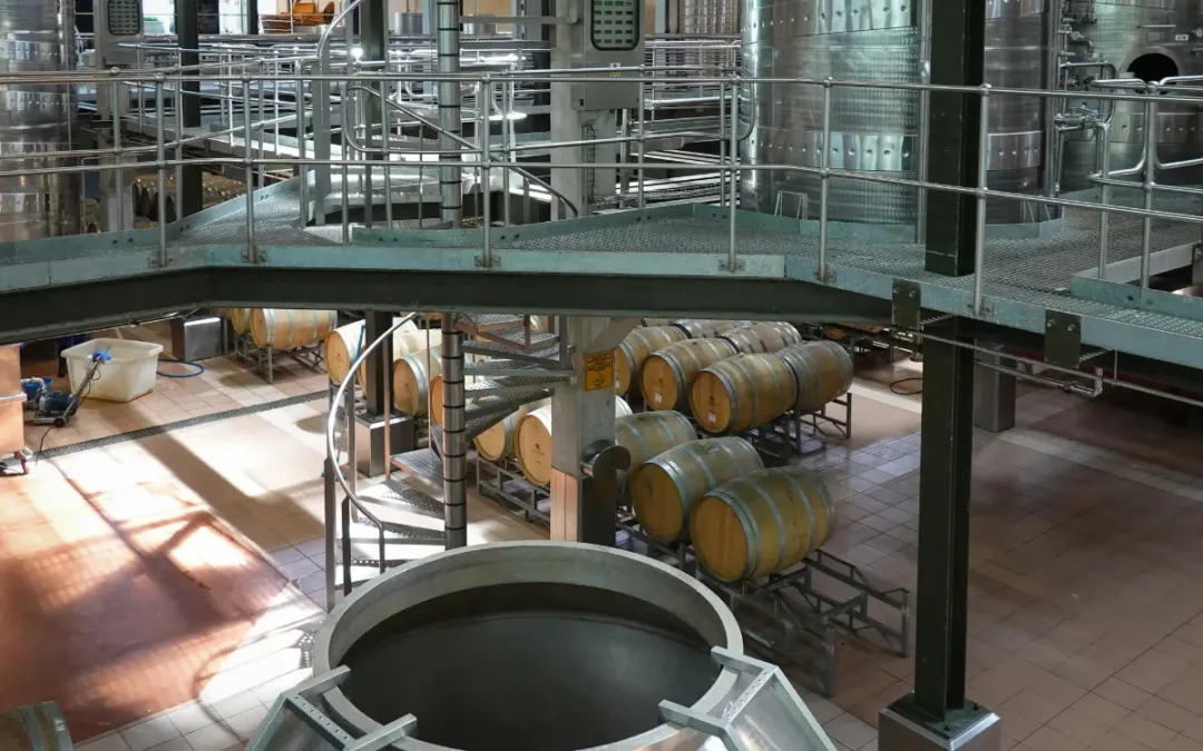 Oak Alternatives for Bulk Winemaking – Scaling Oak at High Volume